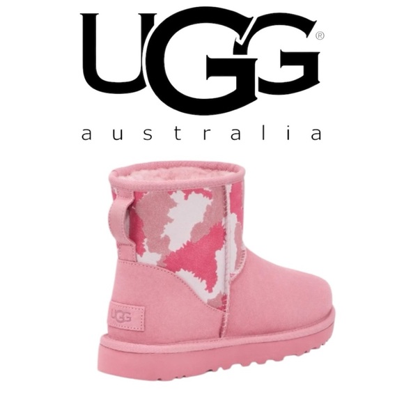 Girls Ugg Classic Mini Jagged Camo Boot Size 2 - Picture 1 of 10